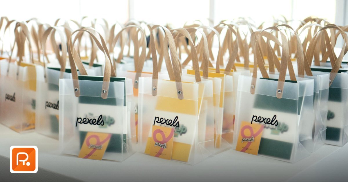 ESG Corporate Gift Sourcing Saudi Arabia: Best Practices Guide - explore a variety of eco-friendly packaging materials