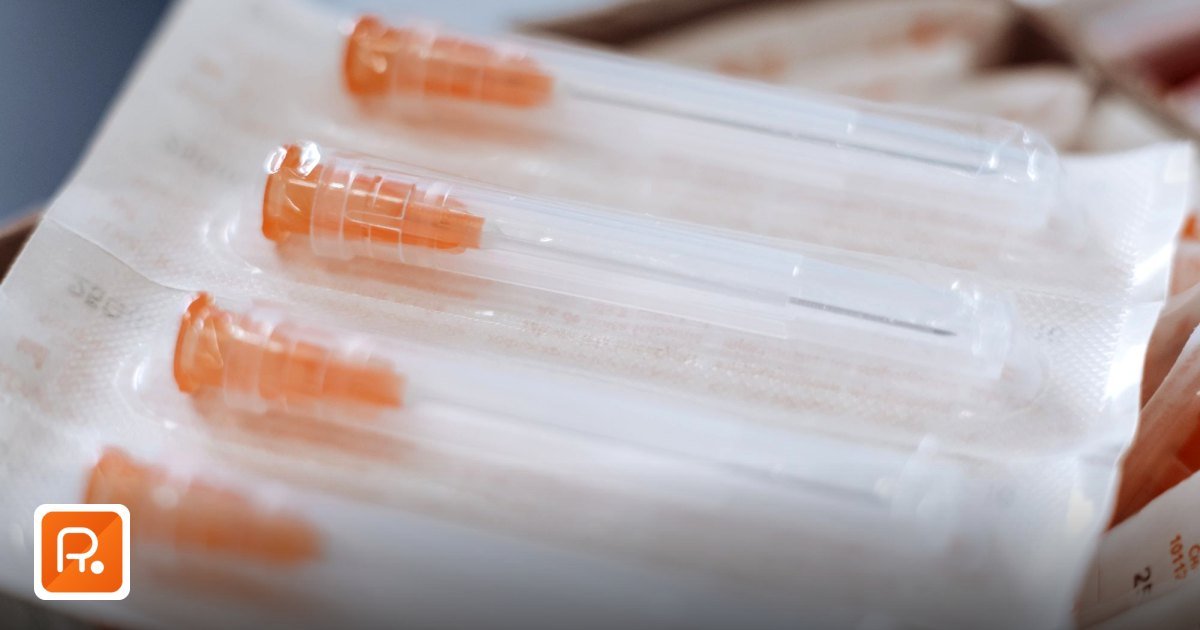 Medical Consumables & Disposables Wholesale Suppliers in UAE and GCC 2026 - close-up of sterile syringes in packaging, ideal