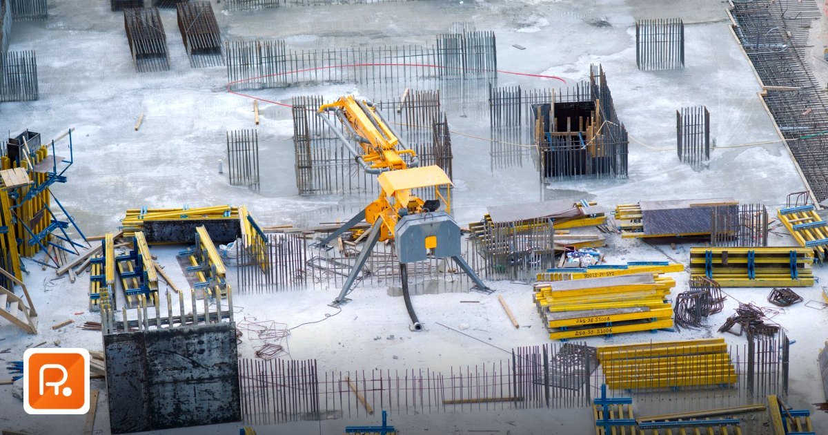 Qatar's Post-World Cup Construction Boom: What B2B Vendors Need to Know - aerial view of an active construction site